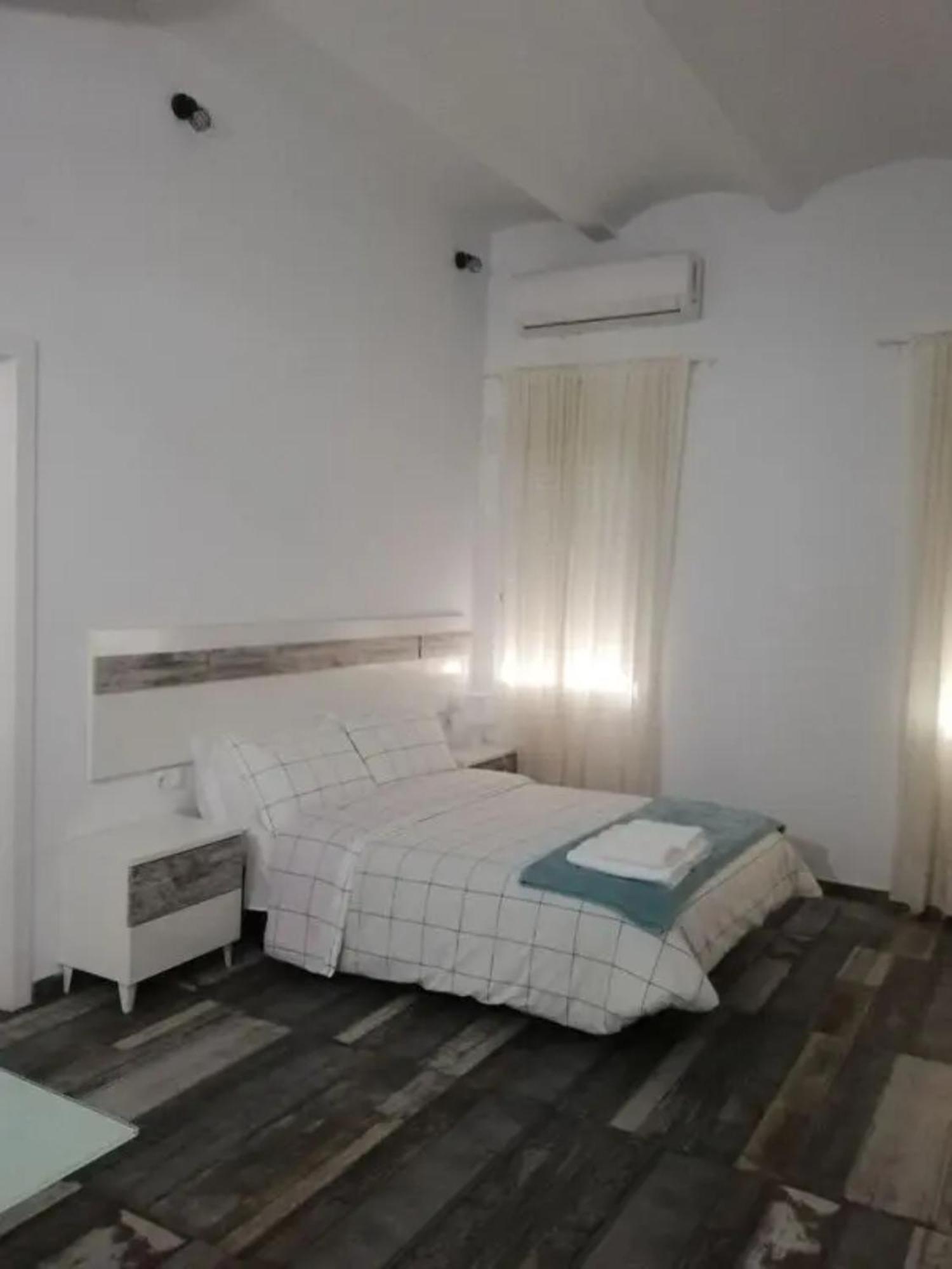 Modernos Apartamentos En Ciudad Jardin Cordoba Ngoại thất bức ảnh